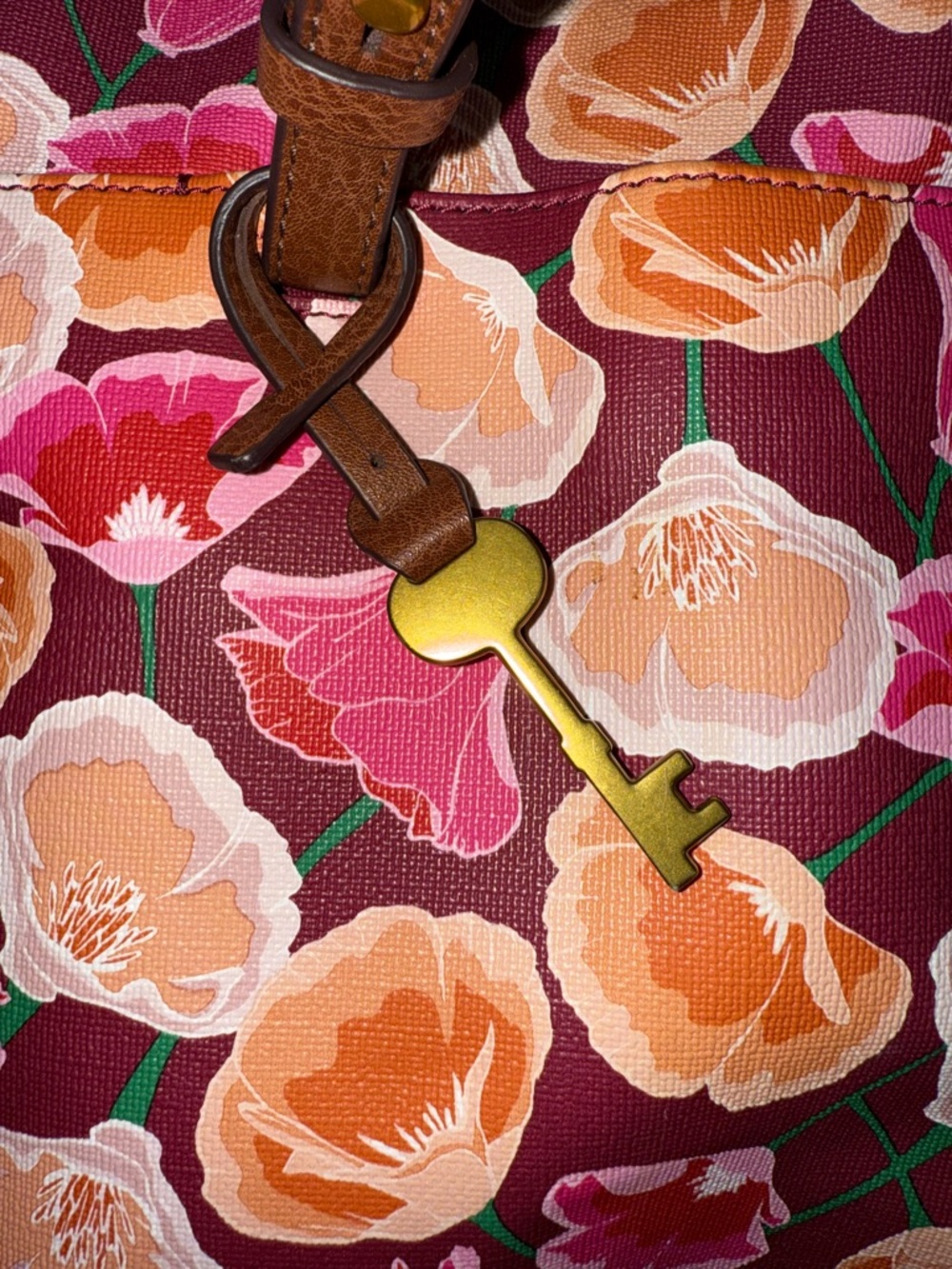 Fossil Pink Rachel Floral Print Tote with Brown Leather Straps, gold key - Picture 9 of 10